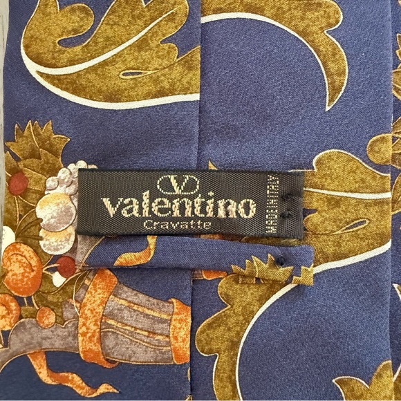 Valentino Cravatte Italy Fall RARE Cornucopia Luxury 100%‎ Silk Tie Art Nouveau - Picture 2 of 9